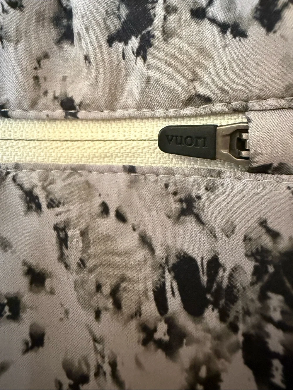 Vuori Clementine Short 2.5” S - Picture 3 of 7